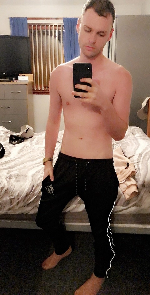 xxhunglad OnlyFans Picture