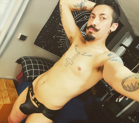 GOGO OnlyFans Picture