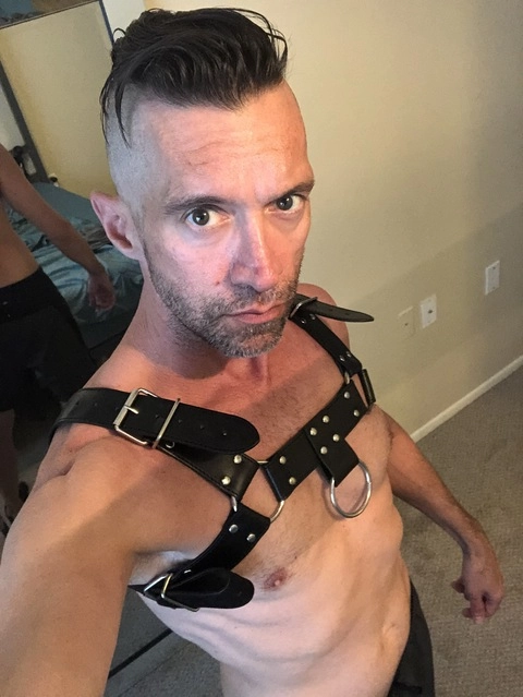 Daddyilfxxx OnlyFans Picture