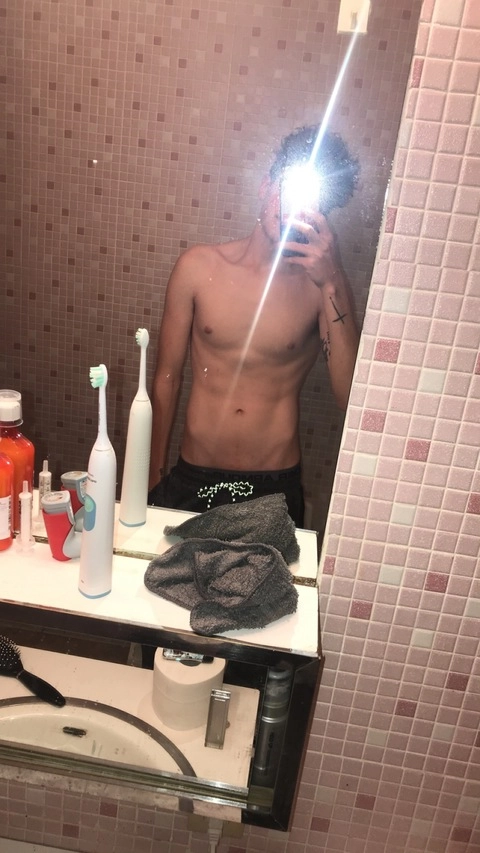 Trent OnlyFans Picture