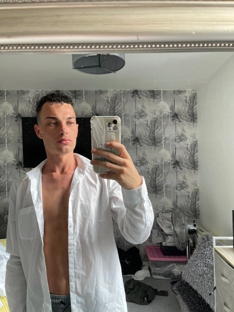 sblanco OnlyFans Picture