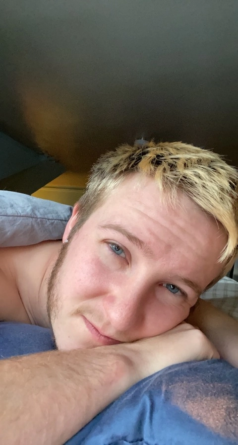 James Blonde OnlyFans Picture