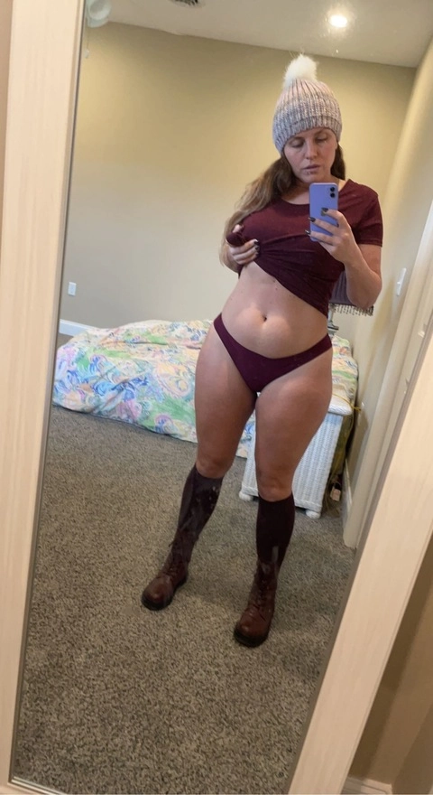 Luscious OnlyFans Picture
