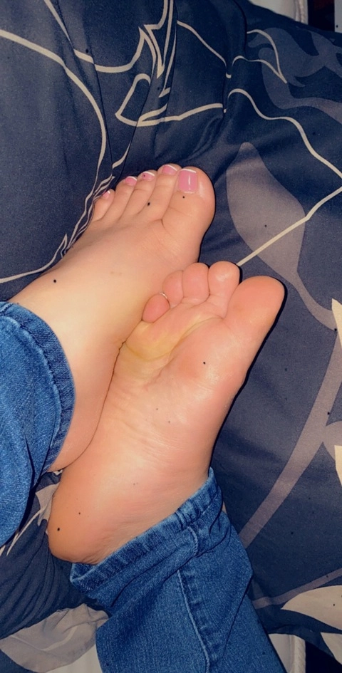 Small_Sexy_Feet OnlyFans Picture