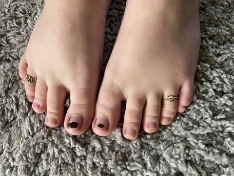 JustThePiggies OnlyFans Picture