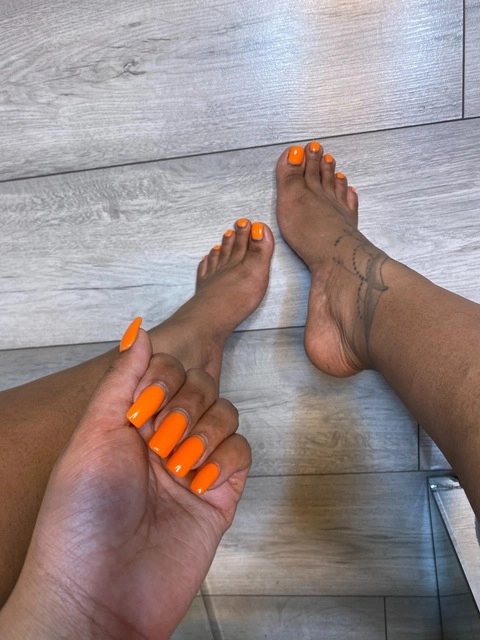 Kitagurlfeetx OnlyFans Picture