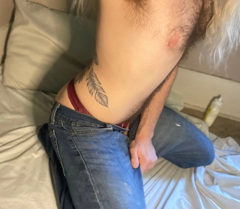 DaddySky69 OnlyFans Picture