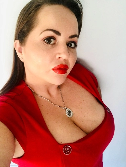 Red Lips OnlyFans Picture