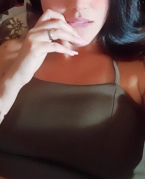 Brazilian Hot Wife OnlyFans Picture