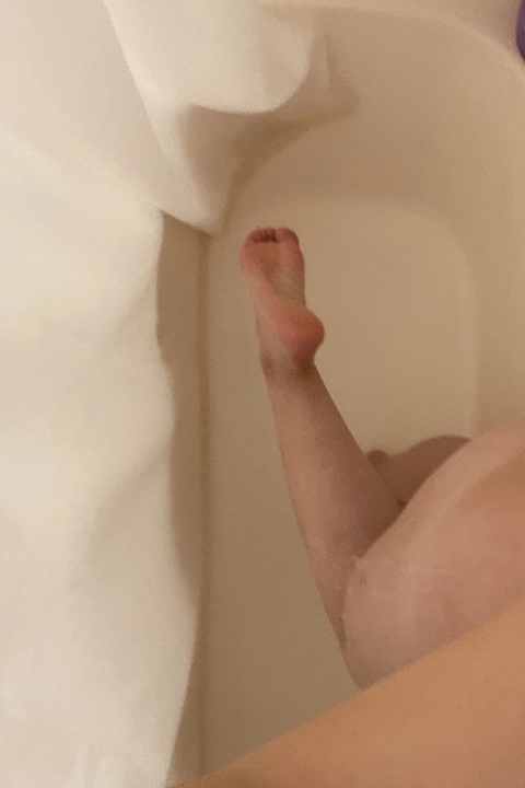 BeauTEEful Feet OnlyFans Picture