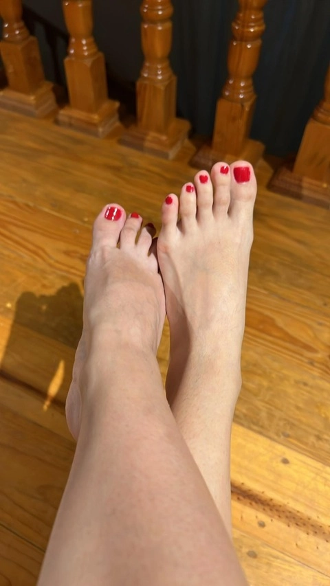 Le moon feet OnlyFans Picture