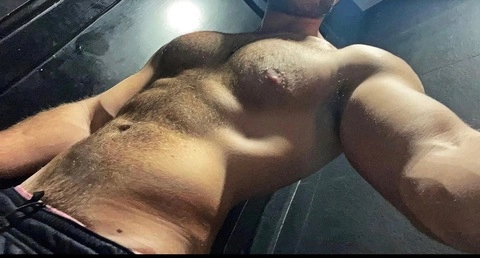 The Blond Hunk OnlyFans Picture