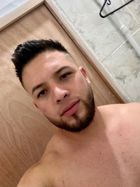 𝐅𝐑𝐄𝐄 𝐌𝐚𝐭𝐞𝐨 OnlyFans Picture