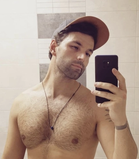 Leo OnlyFans Picture