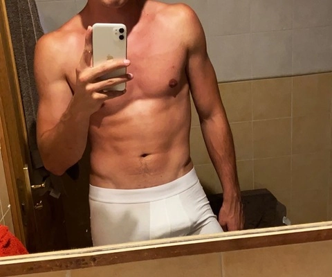 Ruve OnlyFans Picture