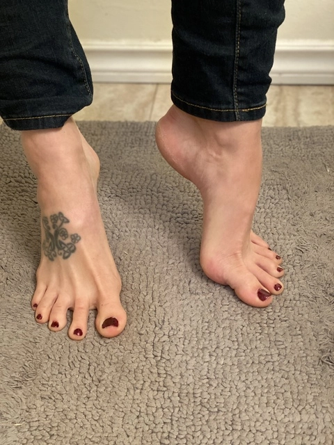 Miss Toes OnlyFans Picture