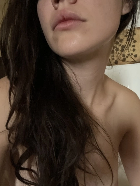 Olivia OnlyFans Picture