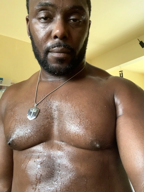 Bbcmodaddy OnlyFans Picture