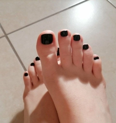 Ragazza Piedini37😈👣 OnlyFans Picture