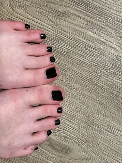 Anonymous Feet Girl OnlyFans Picture