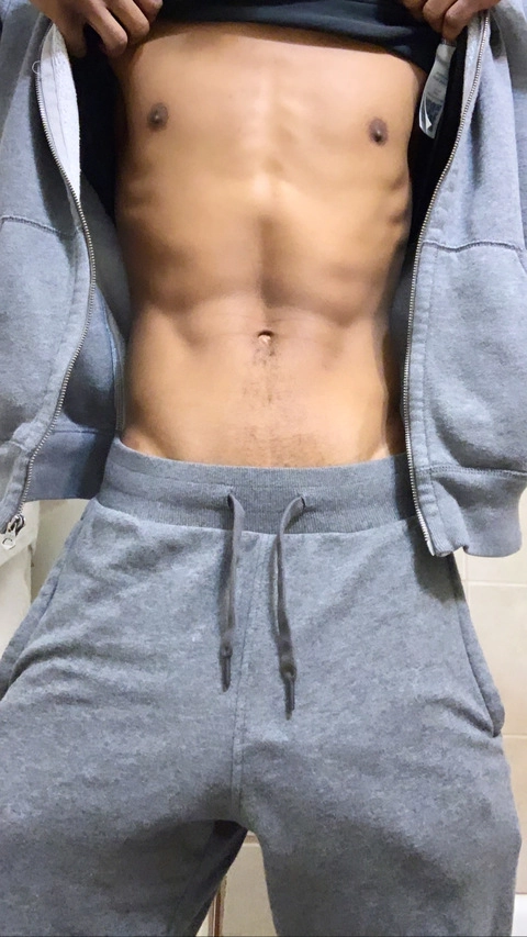 Shy guy. OnlyFans Picture