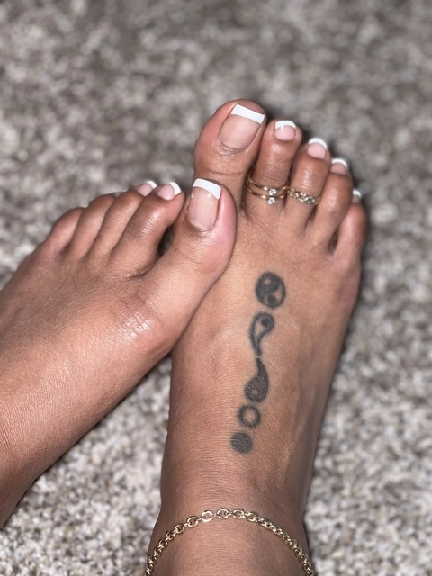 certified lover toes OnlyFans Picture