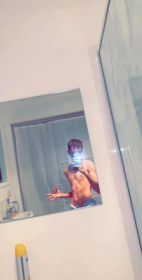 B OnlyFans Picture