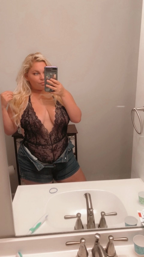 Ashley OnlyFans Picture