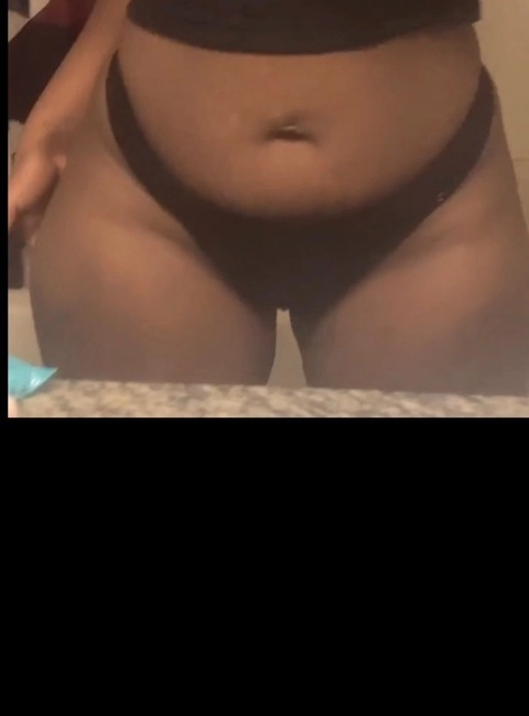 KhloeSoPretty25