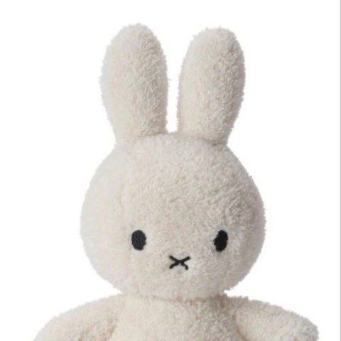 miffy [𝟣𝟪+]