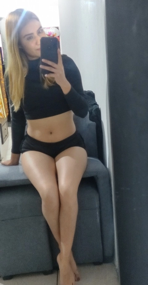 Verónica A OnlyFans Picture