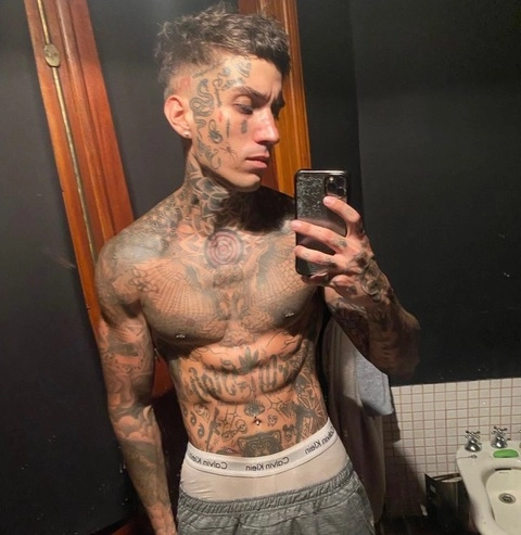 🔥🇺🇸🇦🇷 𝐄𝐥𝐨𝐲 𝐑𝐢𝐯𝐞𝐫𝐚 𝟐𝟎𝐜𝐦 😈💦 OnlyFans Picture