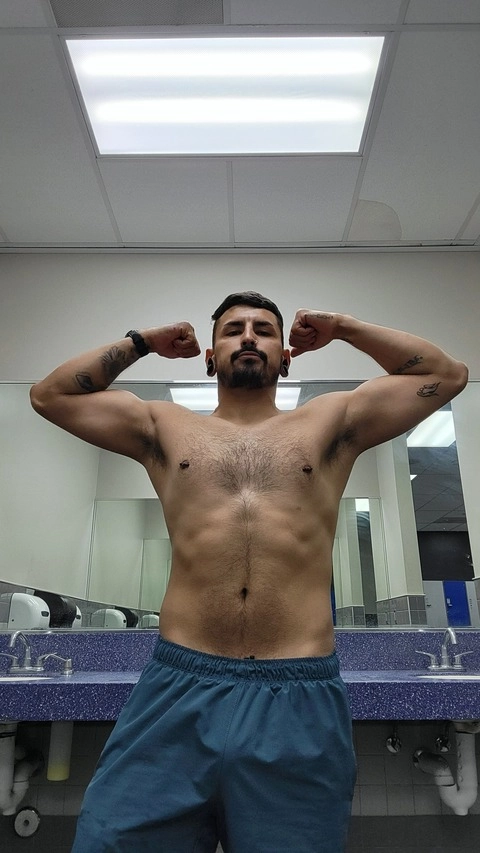 Daniel Espinosa OnlyFans Picture