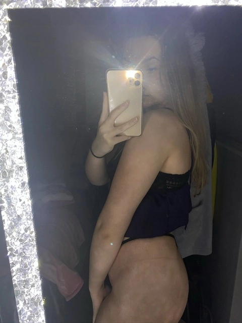 sönnie OnlyFans Picture