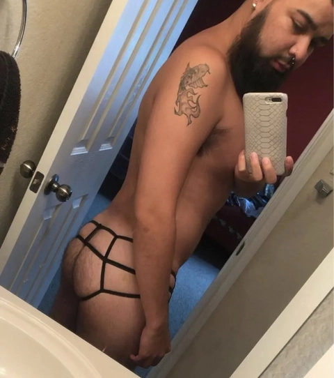 RJ Chavez OnlyFans Picture