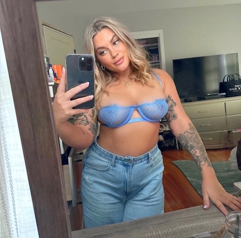 Kylie Jade OnlyFans Picture