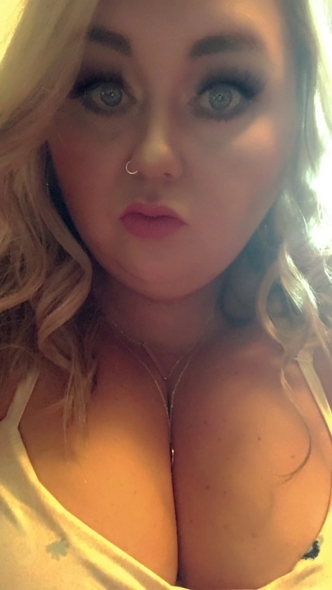 Maebree OnlyFans Picture
