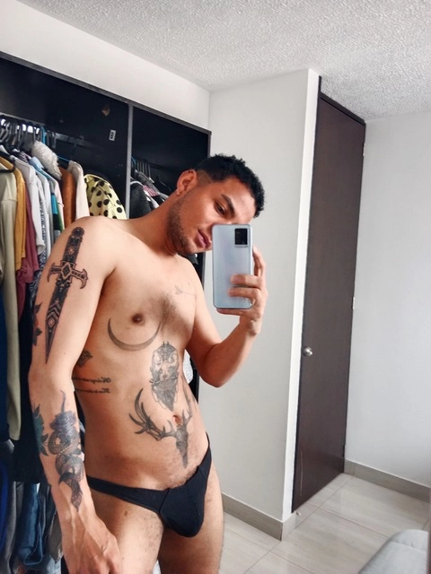 Kevin Parra OnlyFans Picture