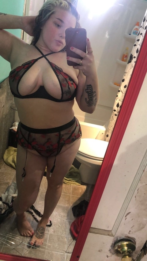 Dizzylynn OnlyFans Picture