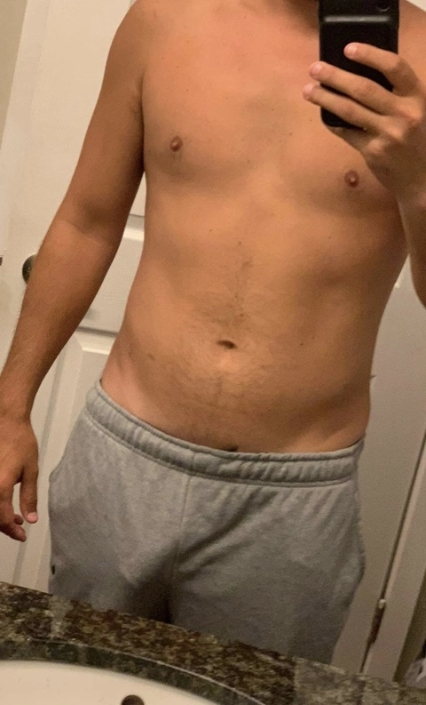 NYCHungStud OnlyFans Picture