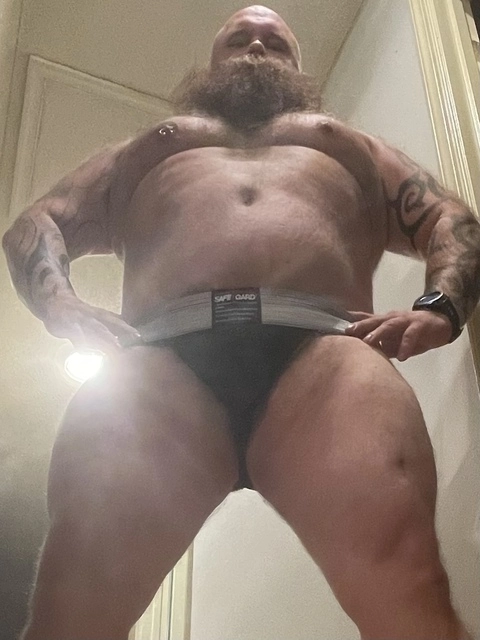 TattedMuscleBull OnlyFans Picture