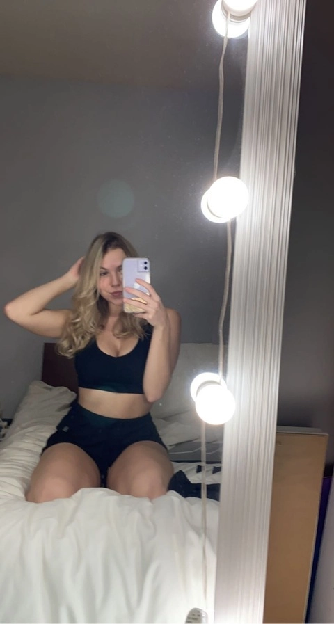 Sara OnlyFans Picture