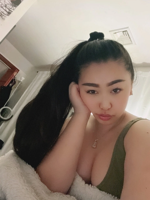 Vietnamese Bae OnlyFans Picture