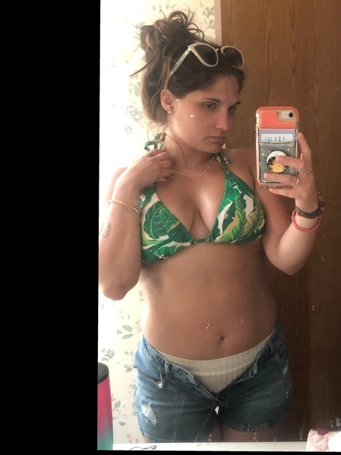 Adrianna OnlyFans Picture