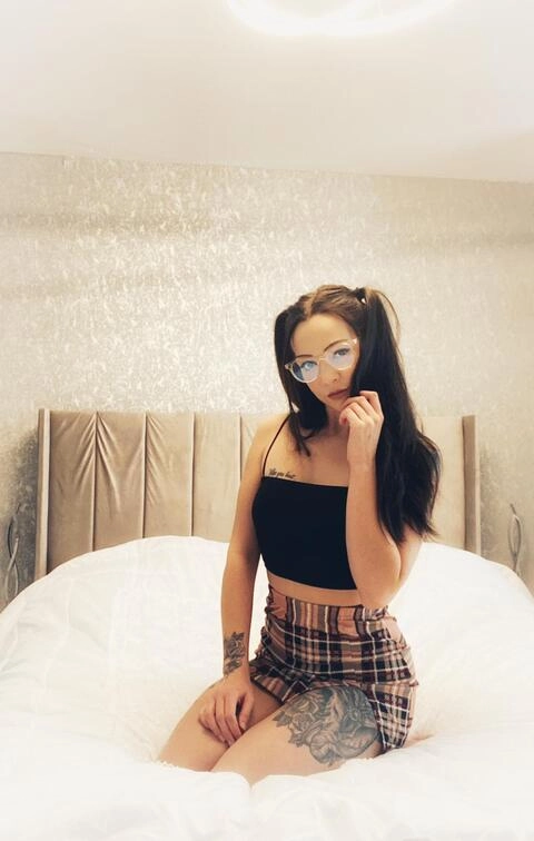 Millie Faye🦋 OnlyFans Picture