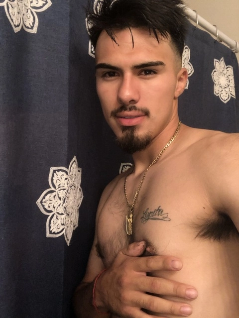 David Aguirre OnlyFans Picture