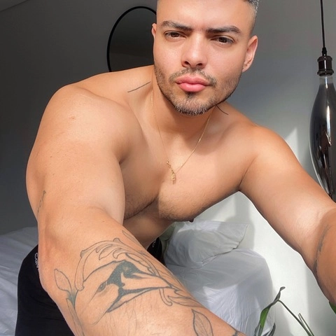 Edward OnlyFans Picture