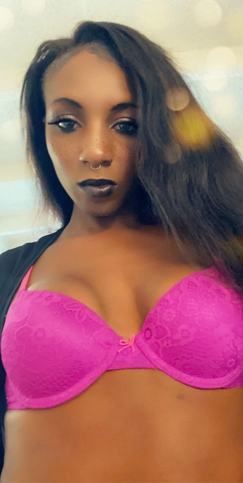 FreakyBree OnlyFans Picture