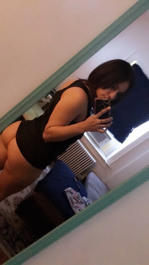 Wanda Flores OnlyFans Picture