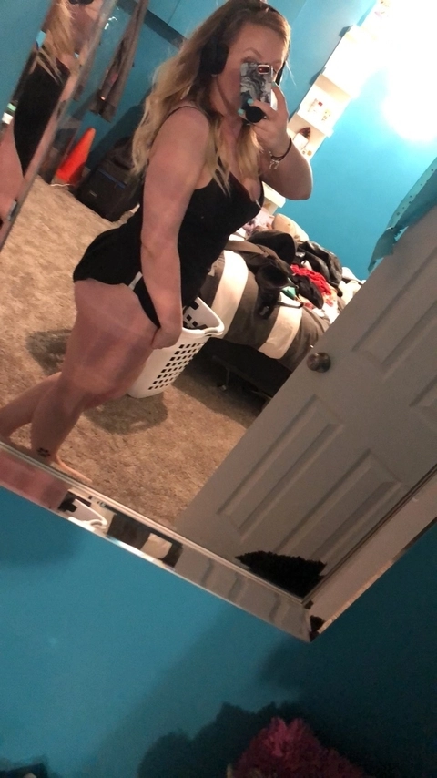 Renae Kay OnlyFans Picture